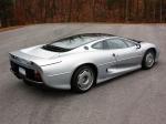 Jaguar XJ220 1992 года